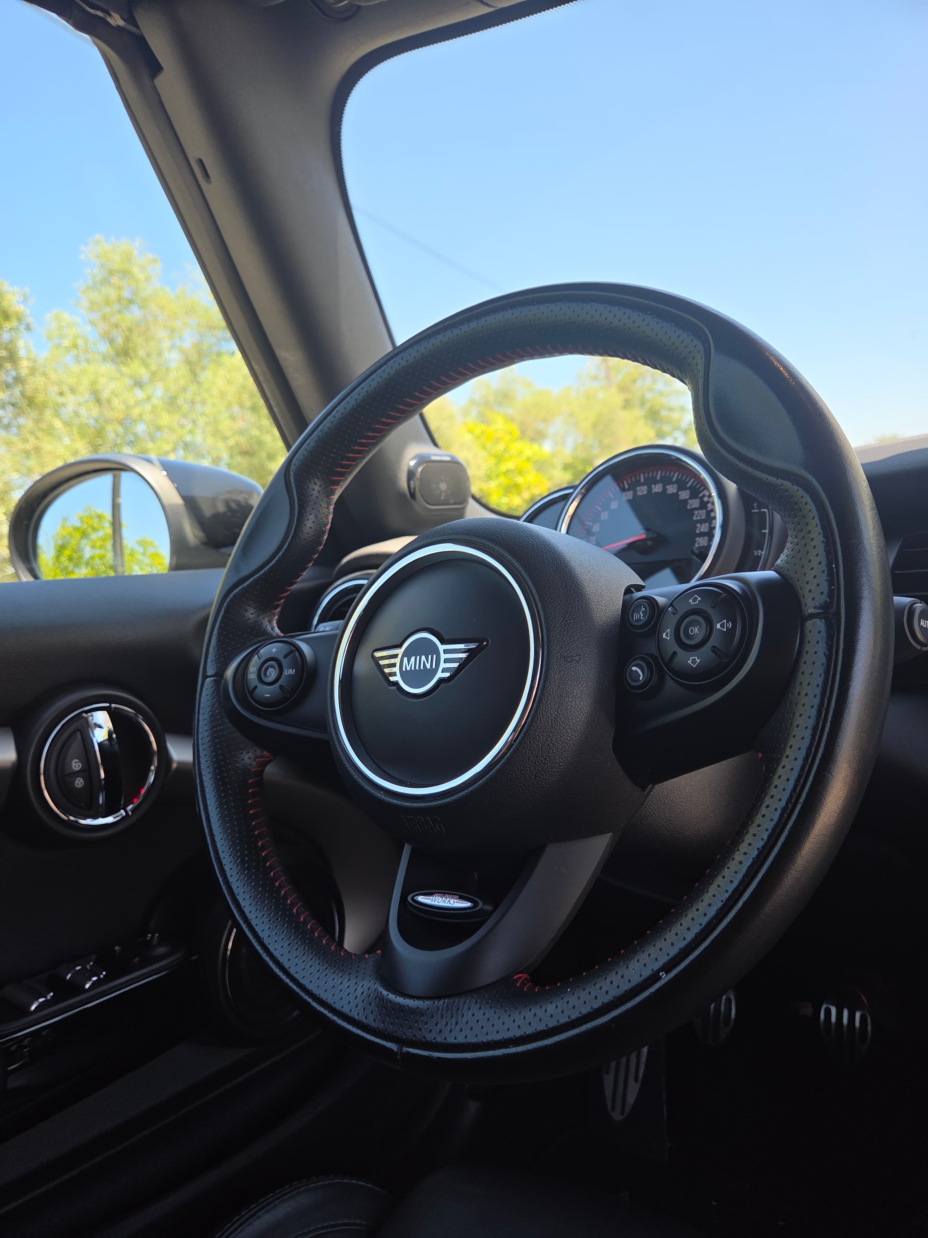 MINI Cabrio JCW - foto 26
